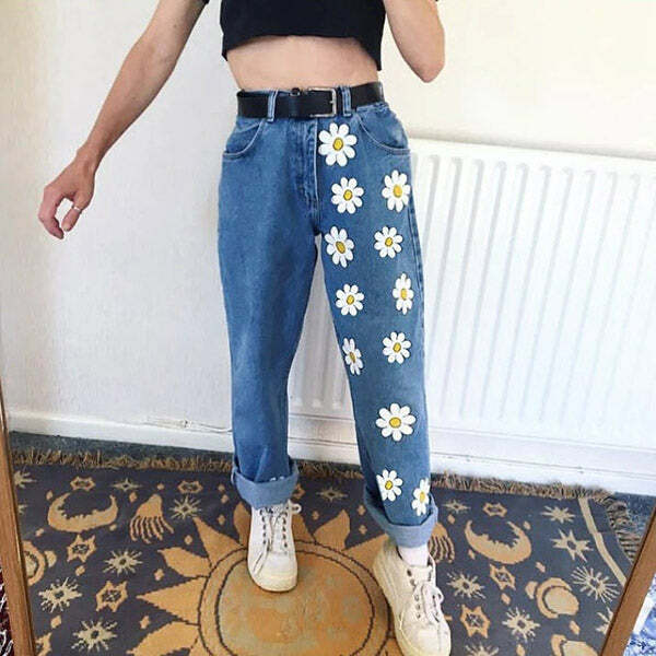 Daisy Mom Jeans - 2000s Fashion Nostalgia, Y2K Aesthetic Outfit